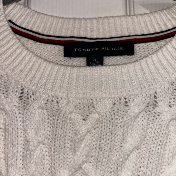 Women’s White Tommy Hilfiger Sweater - Picture 3 of 3